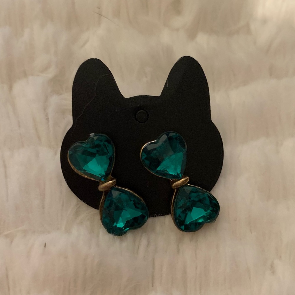 3 for 10 EARRINGS - oversized large green bows💚💚